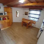 Zoeld Sziget Apartmanhaz Διαμέρισμα