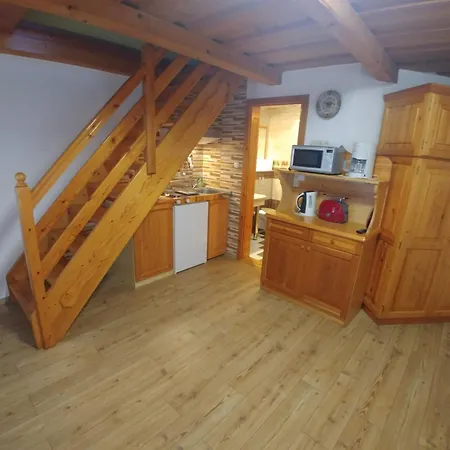 Apartment Zoeld Sziget Apartmanhaz *