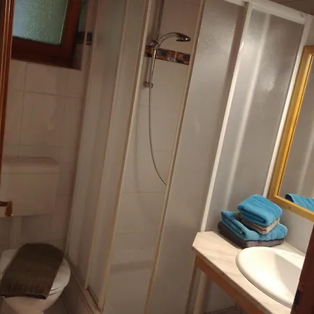 Zoeld Sziget Apartmanhaz Apartment *