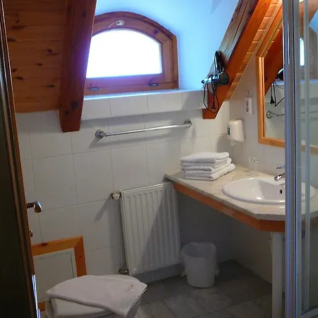 Zoeld Sziget Apartmanhaz דירה