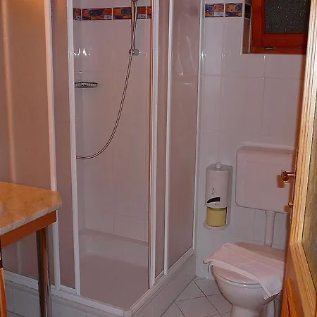 Apartment Zoeld Sziget Apartmanhaz Gyenesdias