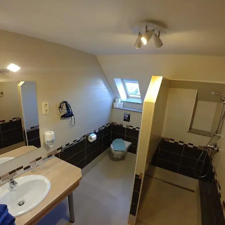 Zoeld Sziget Apartmanhaz * Gyenesdias