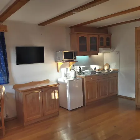 Zoeld Sziget Apartmanhaz Apartmán