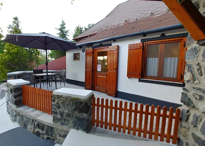 Zoeld Sziget Apartmanhaz Lejlighed *