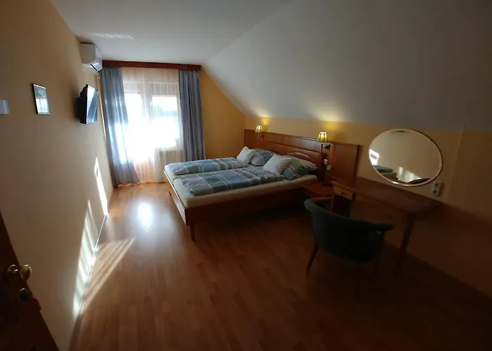 Zoeld Sziget Apartmanhaz Lejlighed *
