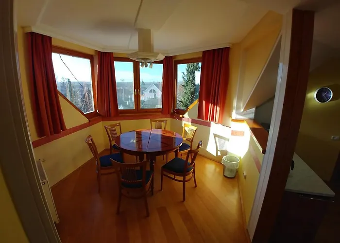 Zoeld Sziget Apartmanhaz *