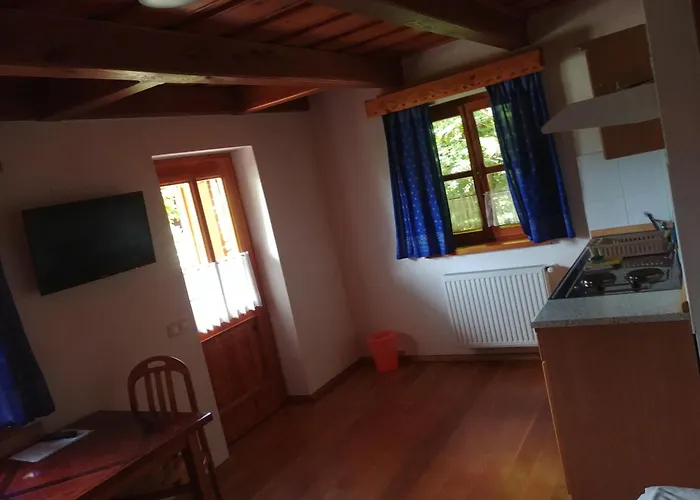 Apartment Zoeld Sziget Apartmanhaz *
