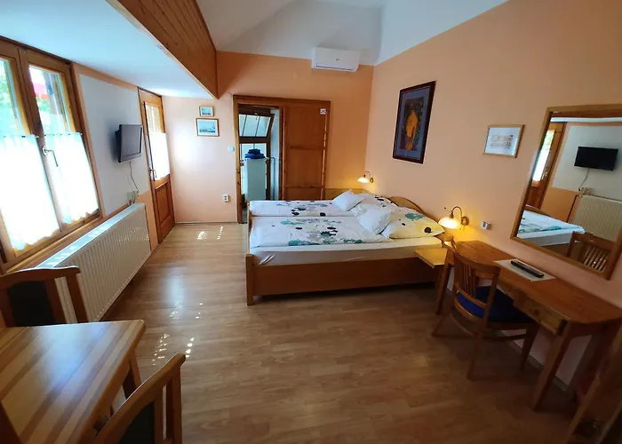 Apartment Zoeld Sziget Apartmanhaz Gyenesdiás
