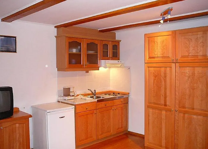 Apartment Zoeld Sziget Apartmanhaz Gyenesdias