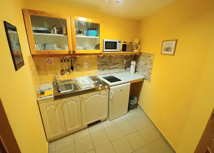 Apartment Zoeld Sziget Apartmanhaz *