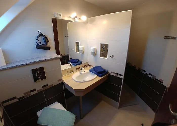 Apartment Zoeld Sziget Apartmanhaz Gyenesdias